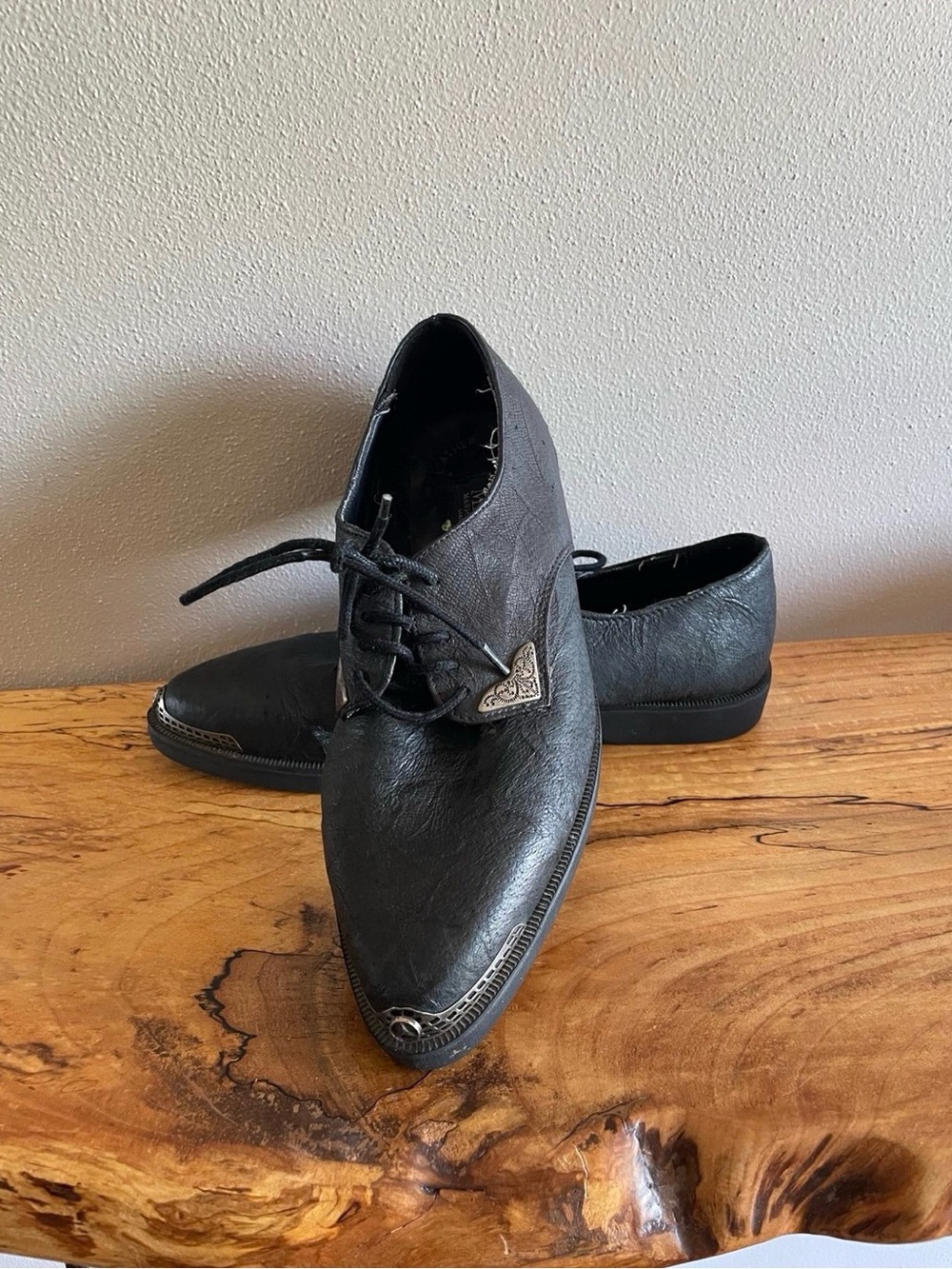 Mario de Gerard Men's Black Lace-Up Derby Shoes with Decorative Metal Accent